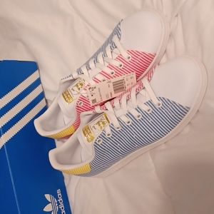 NEW! Men's Adidas Stan Smith sneakers!